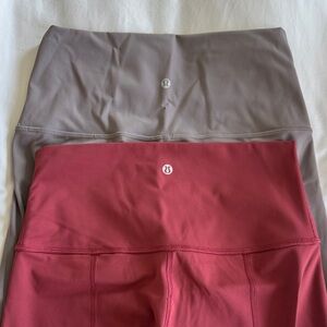 Lululemon Women’s Scalloped hem Capri Leggings in Taupe & Burgundy